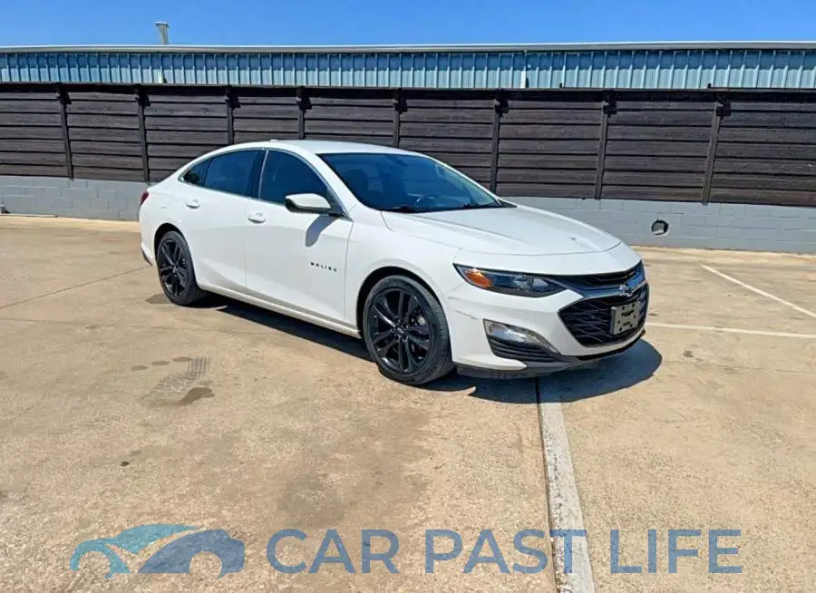 1G1ZD5ST2NF203940# 11