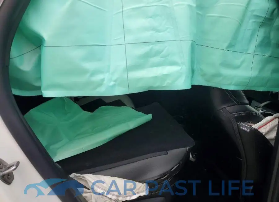 1FMCU9JZ5TUA15069# 11