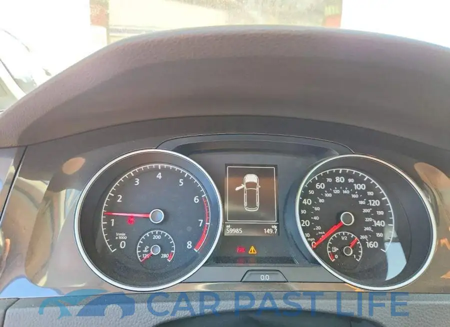 3VW217AUXKM500129# 9