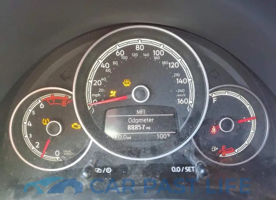 3VW5DAAT9JM505569# 9