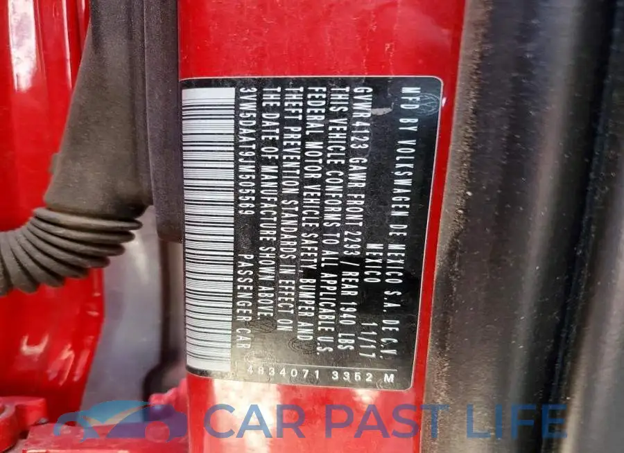 3VW5DAAT9JM505569# 12