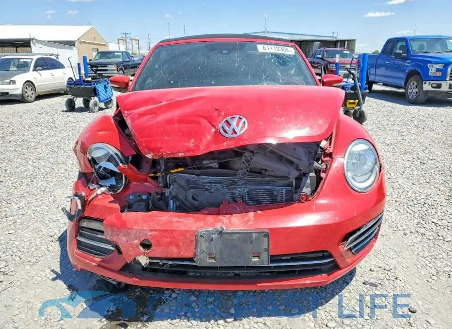 3VW5DAAT9JM505569# 5