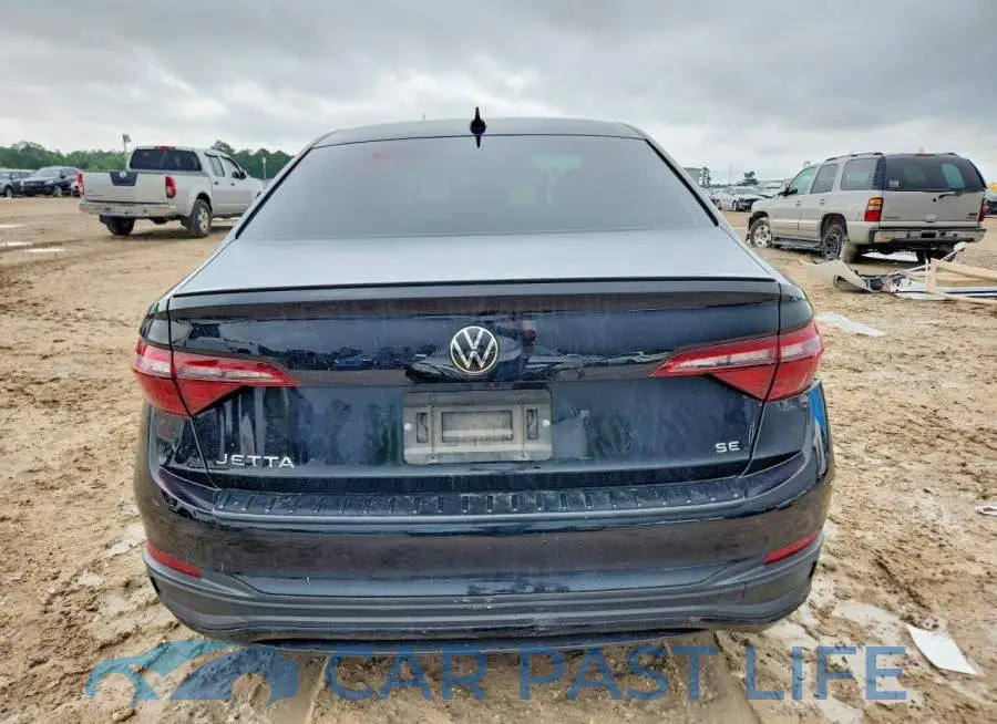 3VW7M7BUXPM022345# 6
