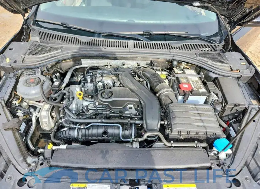 3VW7M7BUXPM022345# 11