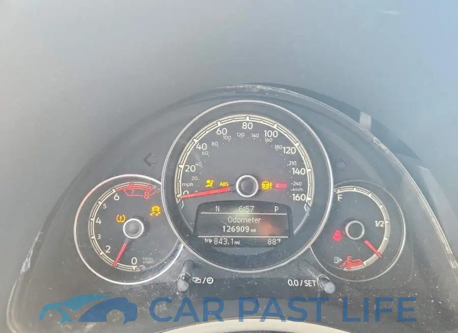 3VWJ17AT8HM606865# 9