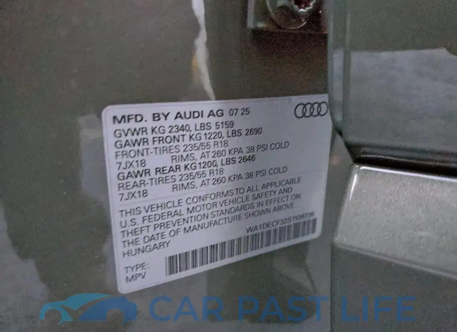 WA1DECF32S1109735# 12