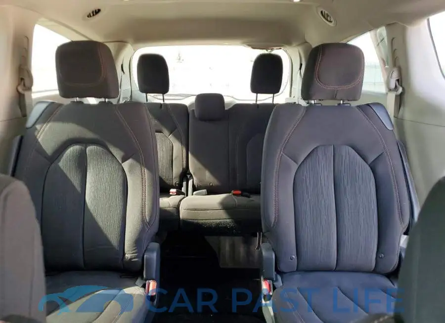 2C4RC1FG4JR277881# 10