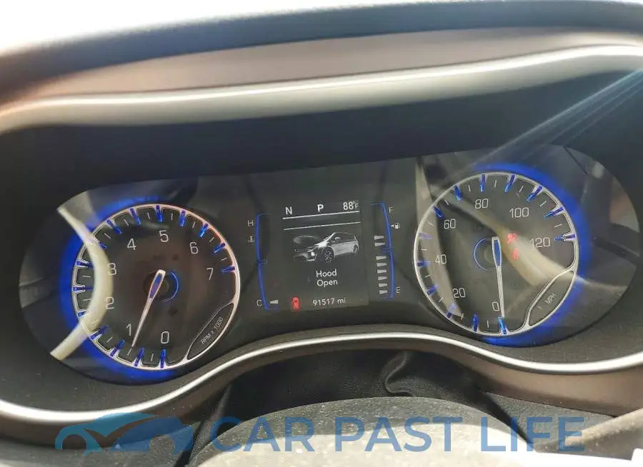 2C4RC1FG4JR277881# 9