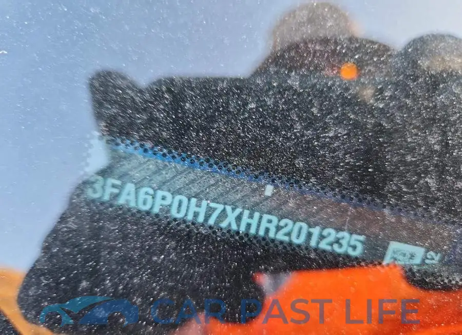 3FA6P0H7XHR201235# 12