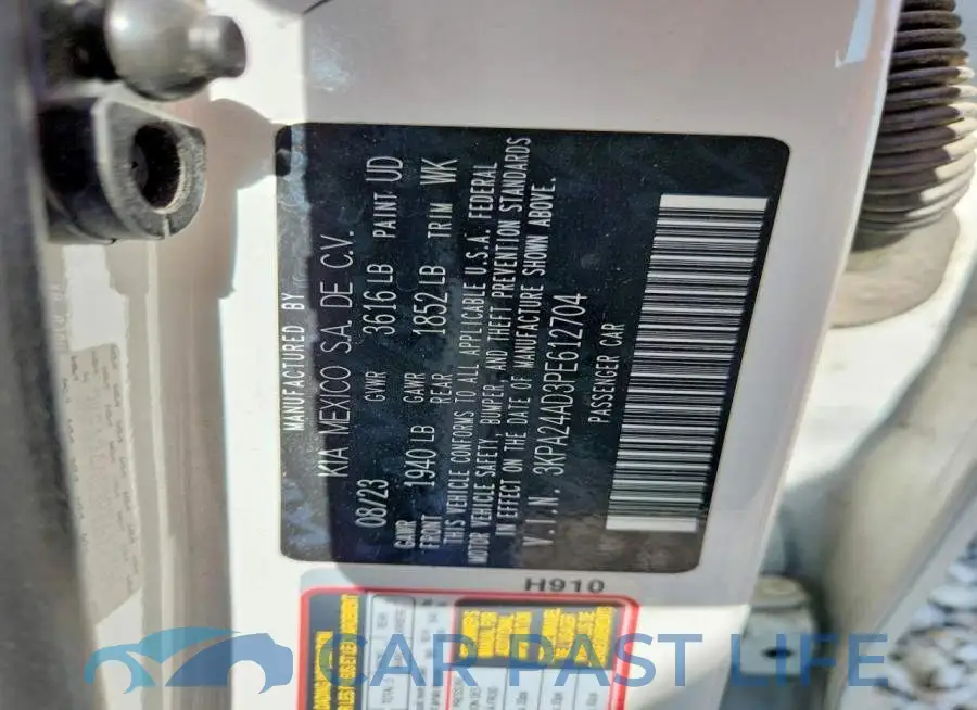 3KPA24AD3PE612704# 12