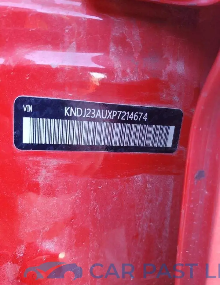 KNDJ23AUXP7214674# 13