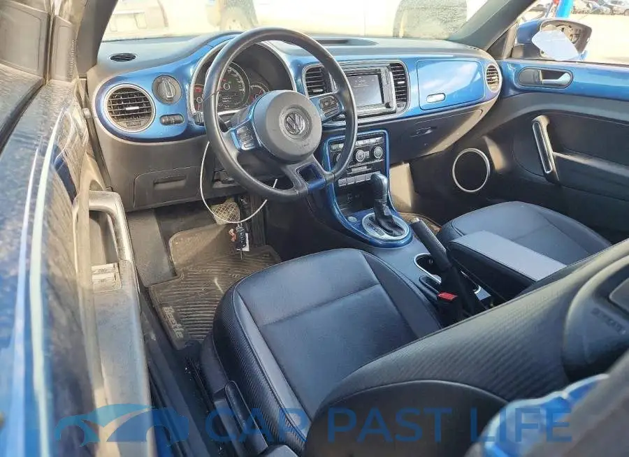 3VW5DAAT2KM500957# 8