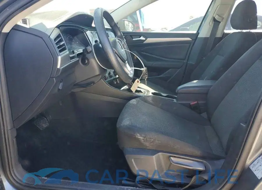 3VWCB7BU8KM146126# 7