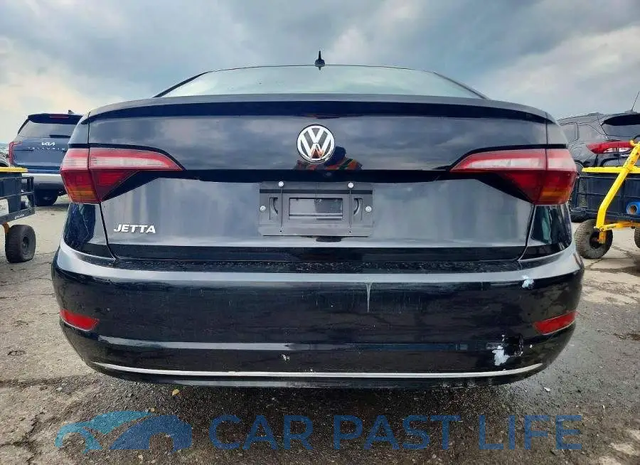 3VWCB7BU8KM176355# 6