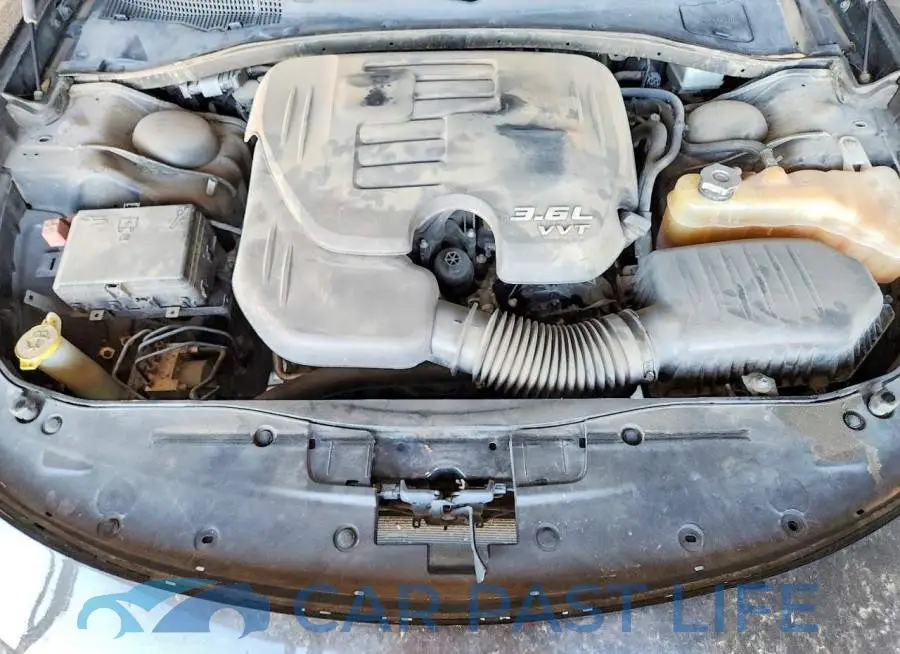 2C3CDXBG1KH719829# 11