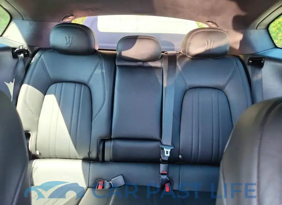 ZN661XUA5NX402337# 10