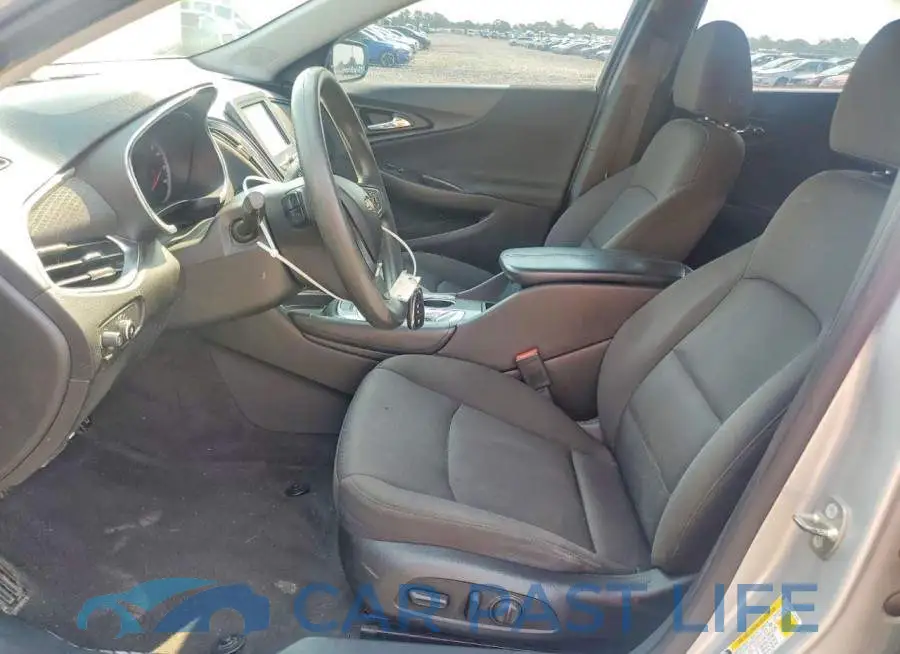 1G1ZD5ST0JF141089# 7