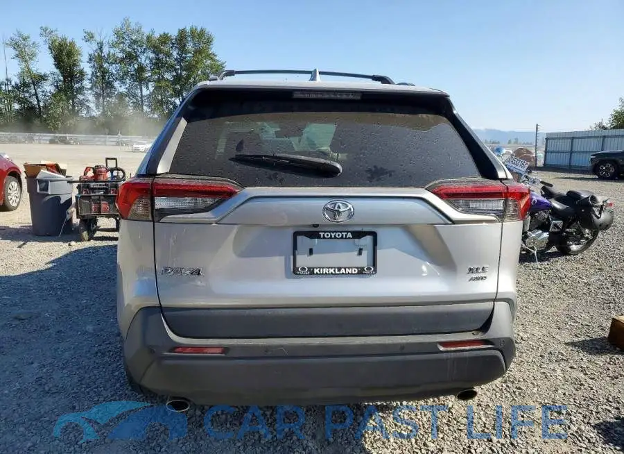 2T3A1RFV6LC131945# 6