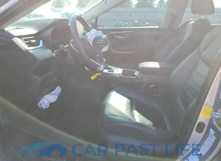 2T3A1RFV6LC131945# 7