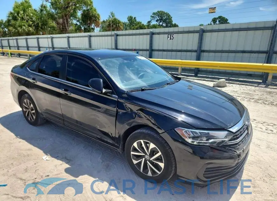 3VW5M7BU8PM045176# 4