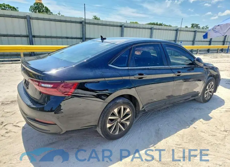 3VW5M7BU8PM045176# 3