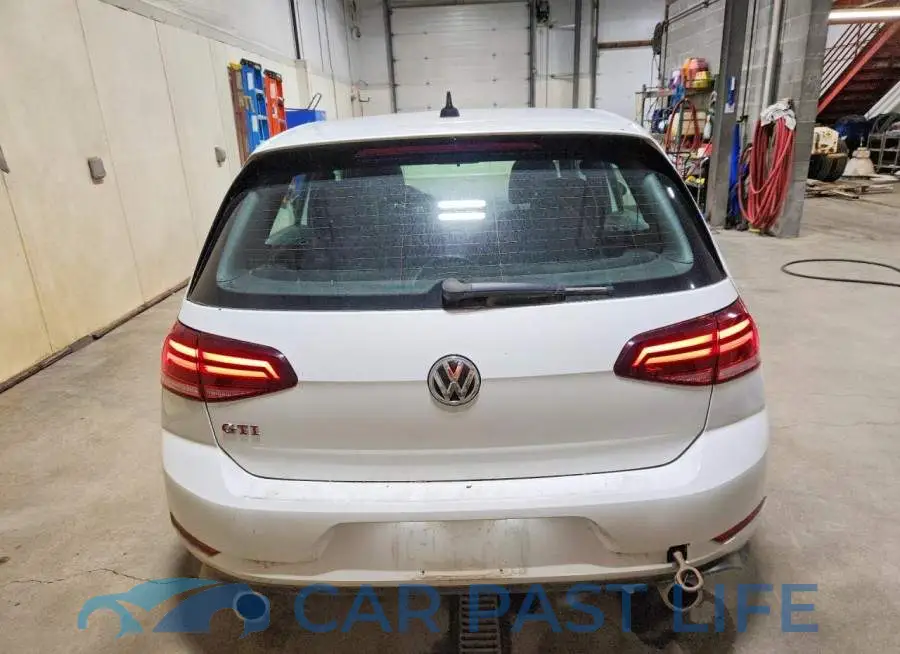 3VW5T7AU0KM029826# 6