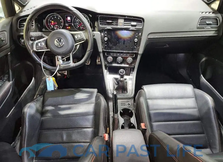 3VW5T7AU0KM029826# 8
