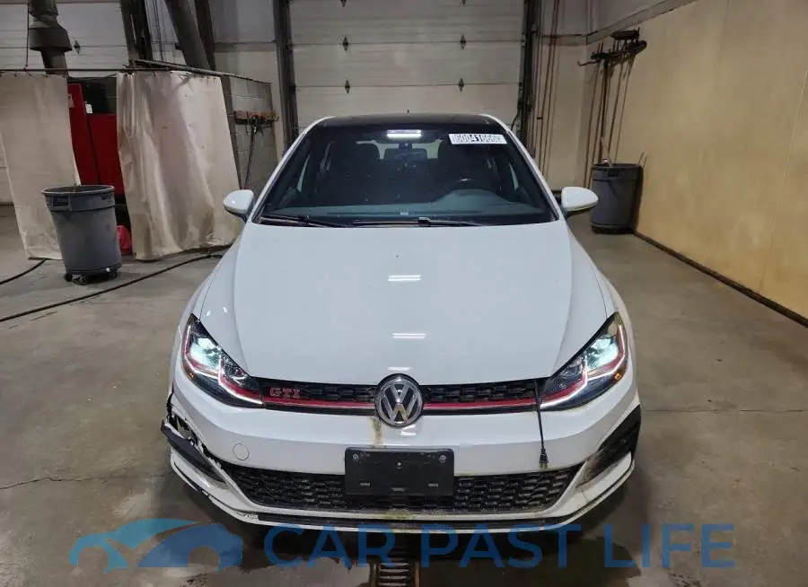 3VW5T7AU0KM029826# 5