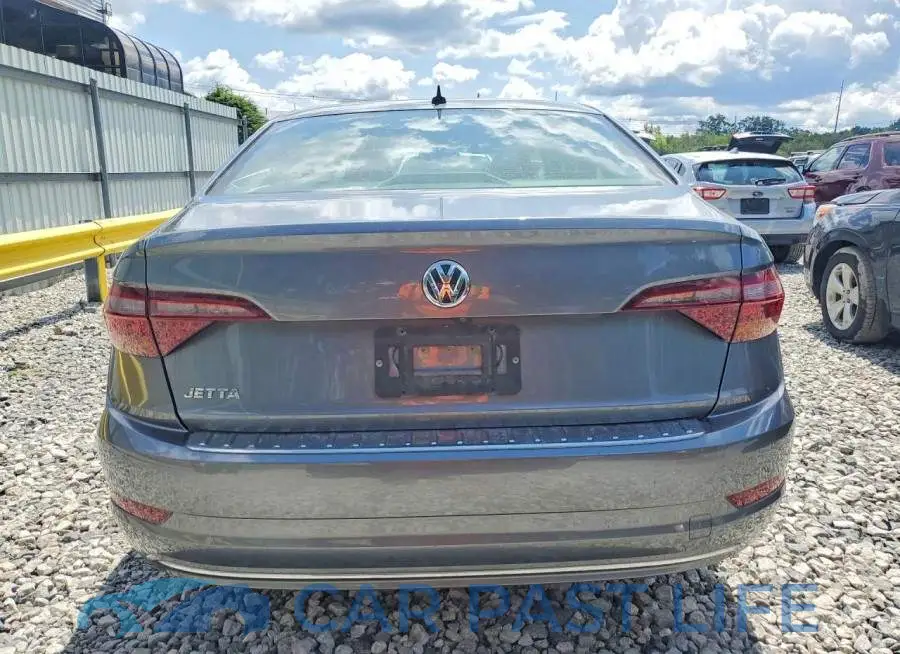 3VWCB7BU2KM232628# 6