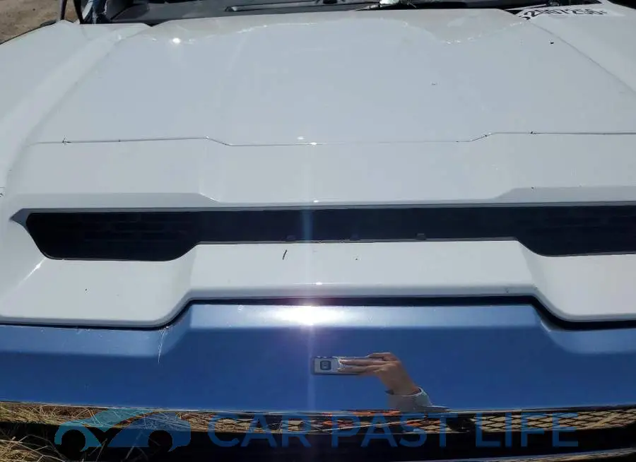 1GT49NE70NF222357# 11