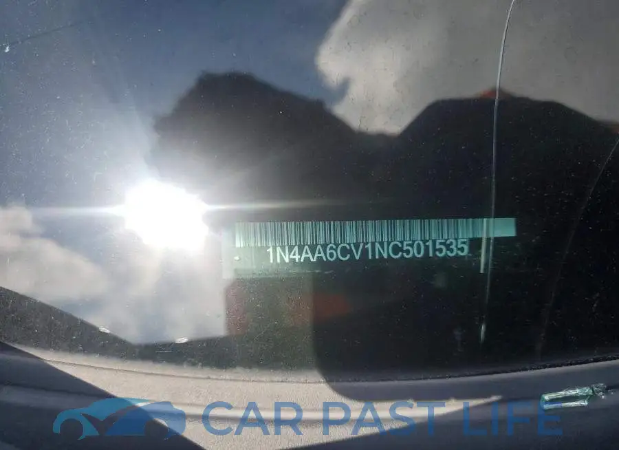 1N4AA6CV1NC501535# 12