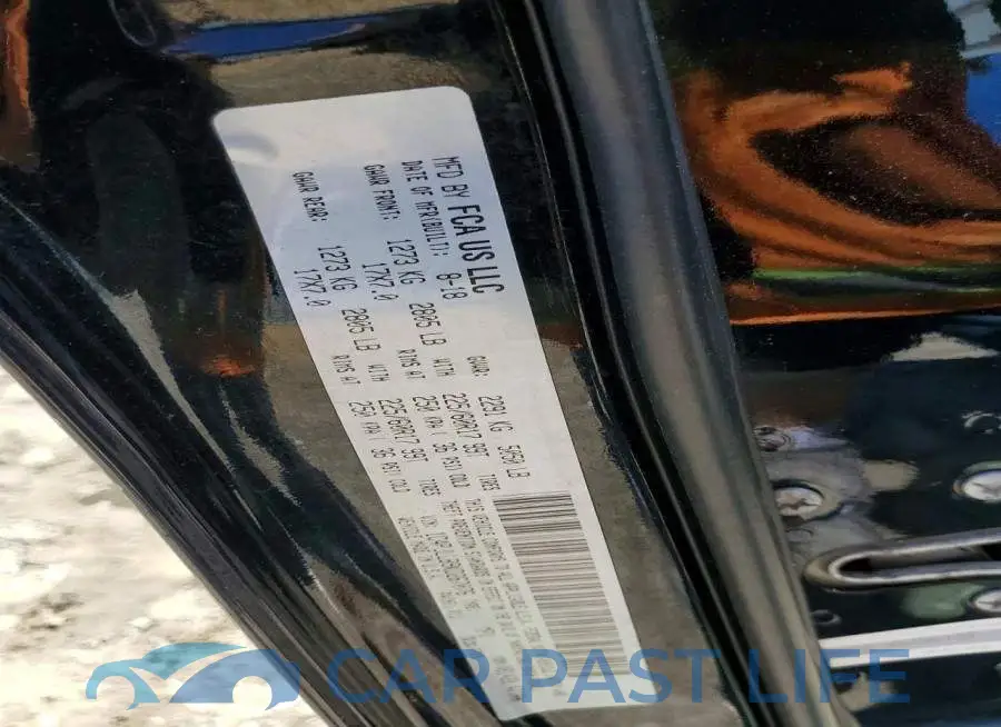 1C4PJLLB9KD267076# 14
