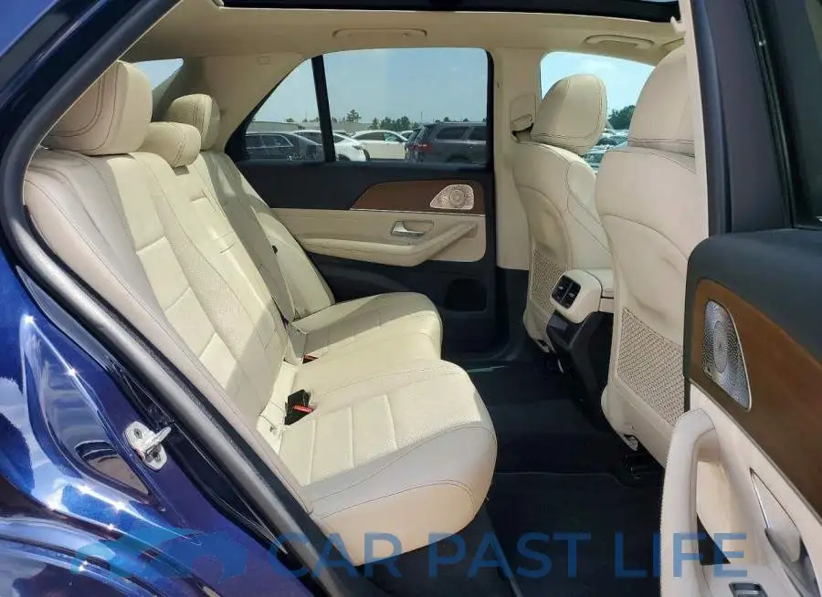 4JGFB4JB8MA495197# 11