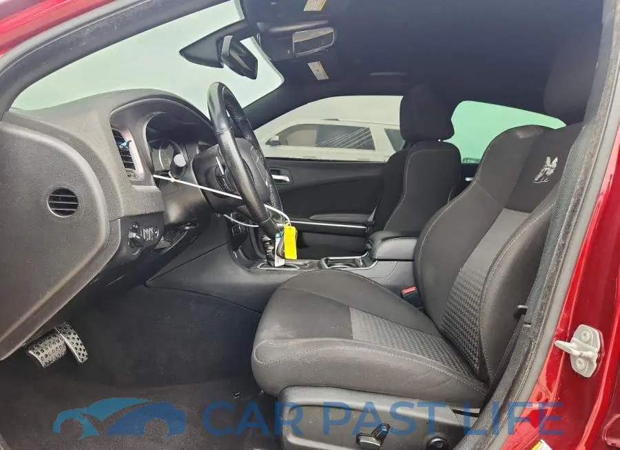 2C3CDXGJ5MH569957# 7