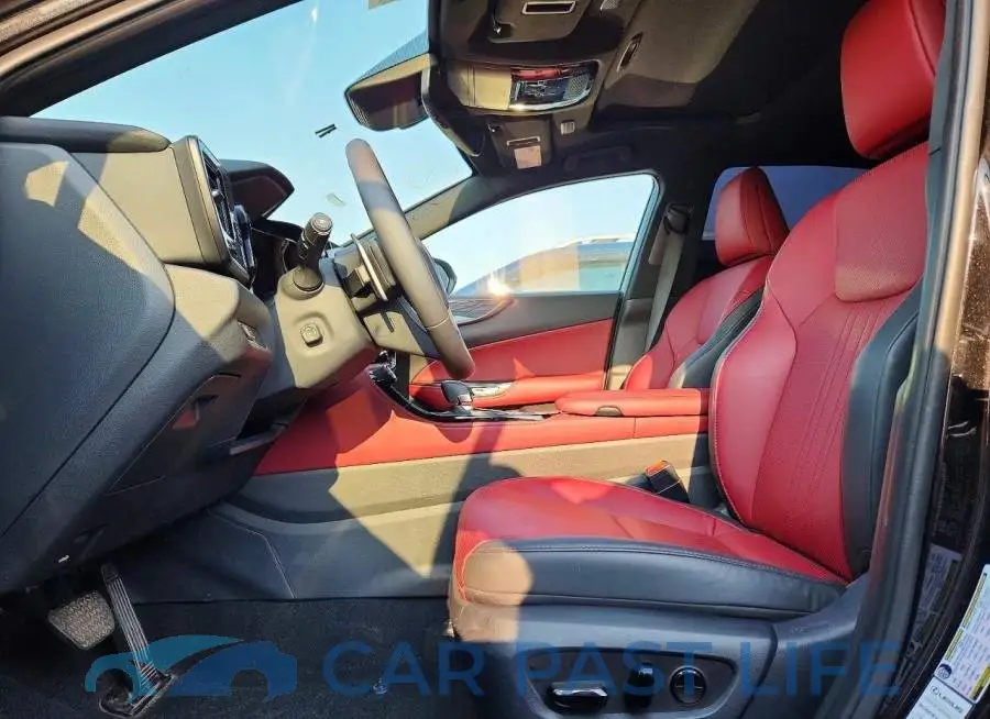2T2GKCEZ9SC033942# 7