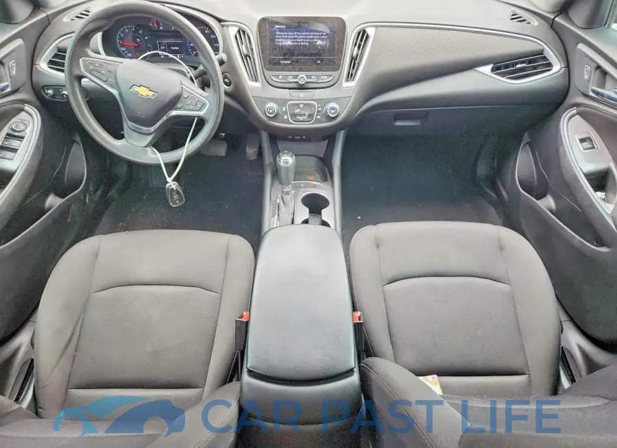 1G1ZB5ST2KF216530# 8