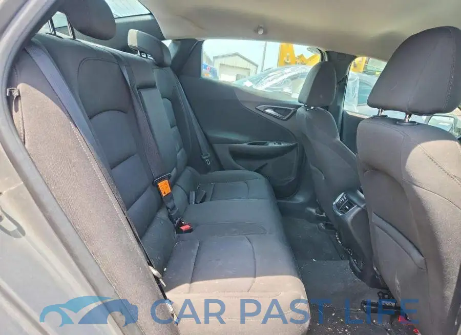 1G1ZD5ST3JF183305# 10