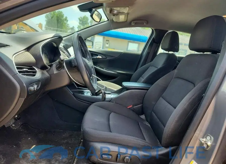 1G1ZD5ST3JF183305# 7
