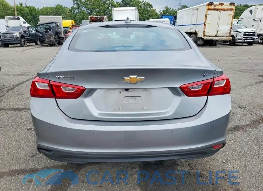1G1ZD5ST3SF124885# 6