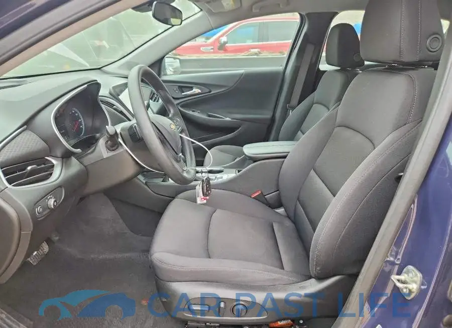 1G1ZD5STXSF144311# 7
