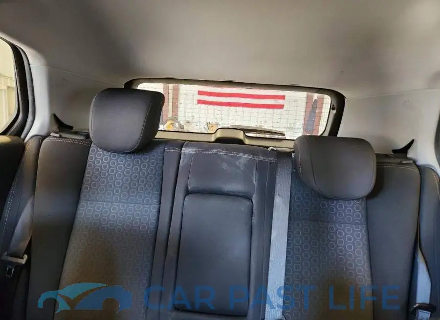 KL7CJNSB9MB305476# 10