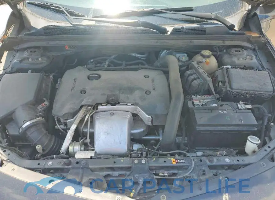 1G1ZE5SX5JF239969# 11