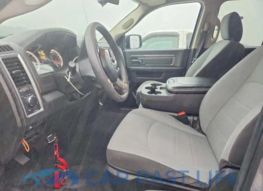 1C6RR6GG1RS155975# 7