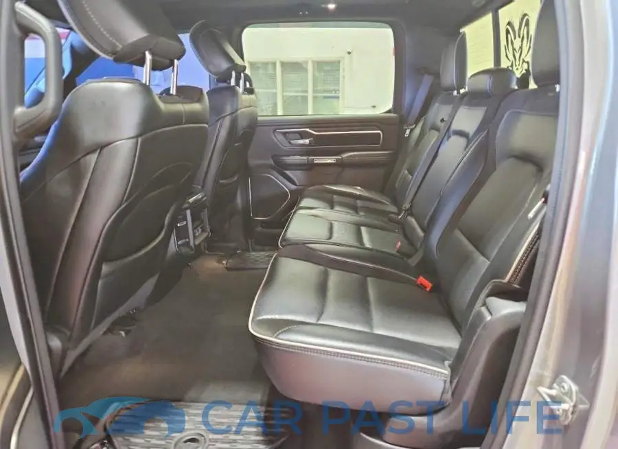 1C6SRFJT5RN165625# 10