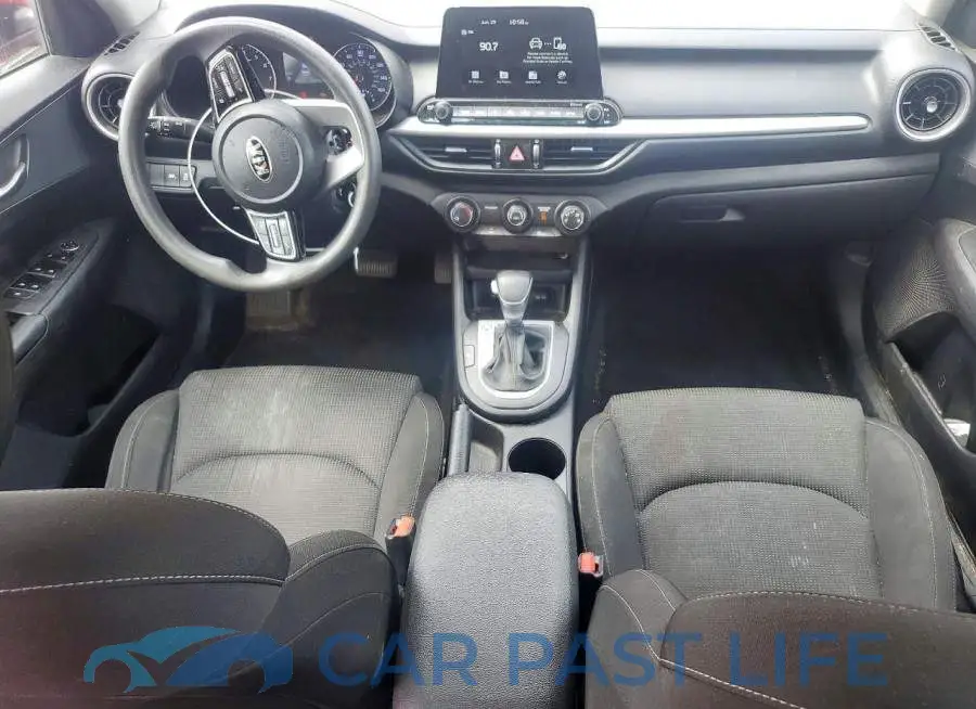 3KPF24AD9ME410080# 8