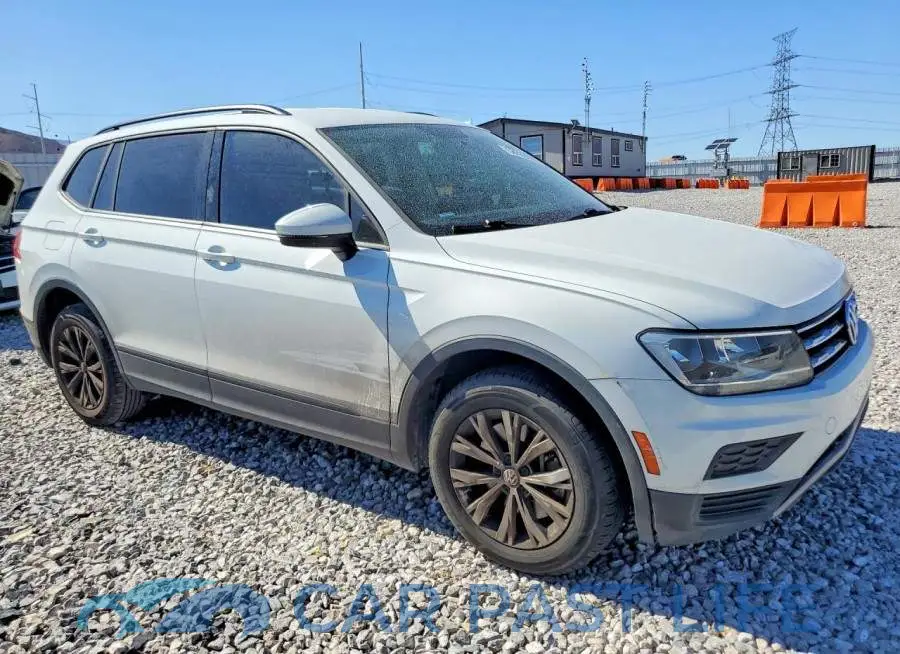 3VV1B7AX6JM115849# 4