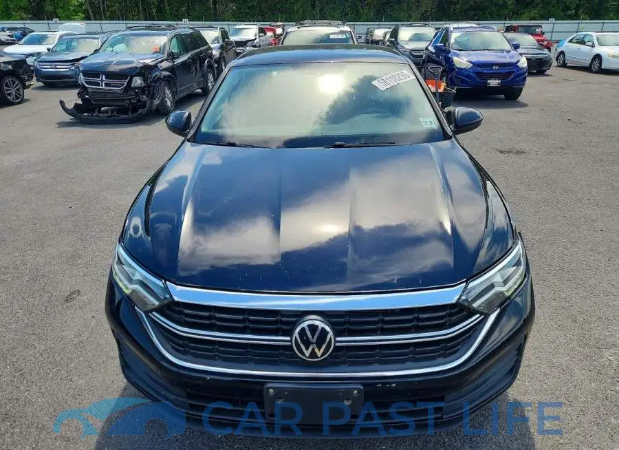 3VW5M7BU9PM005589# 5