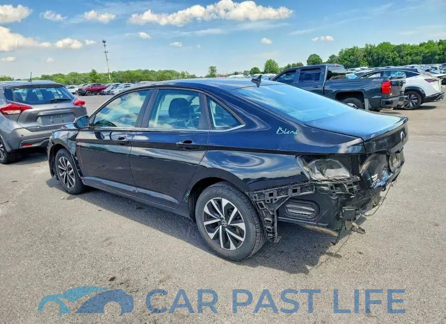 3VW5M7BU9PM005589# 2