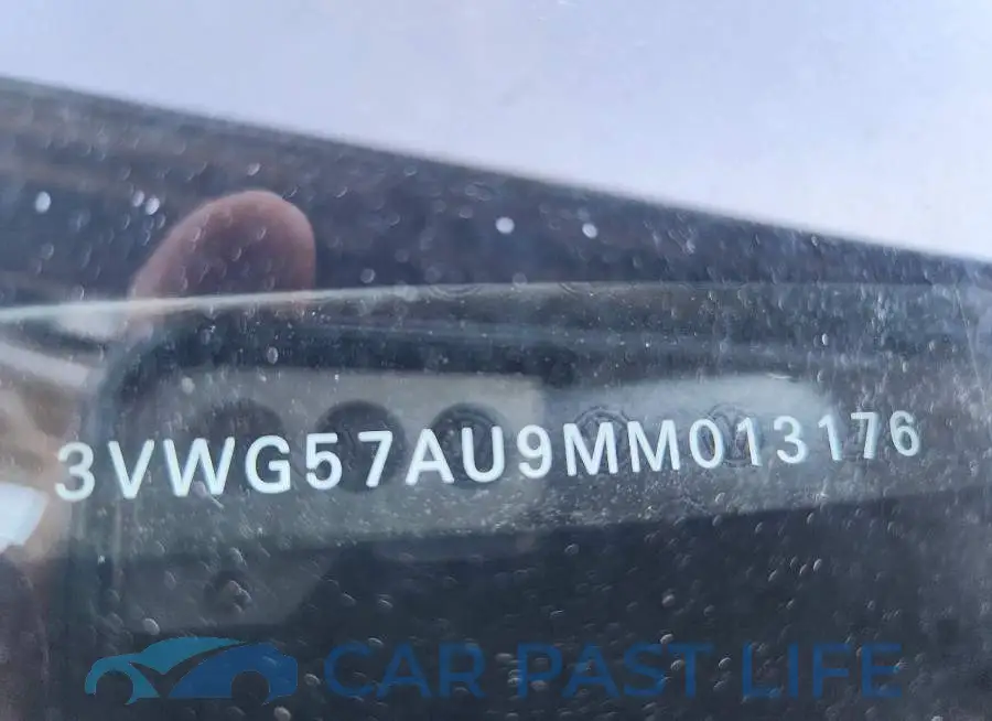 3VWG57AU9MM013176# 13