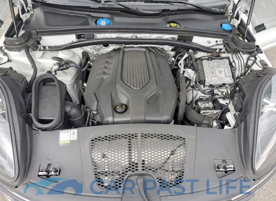 WP1AA2A58PLB13032# 12